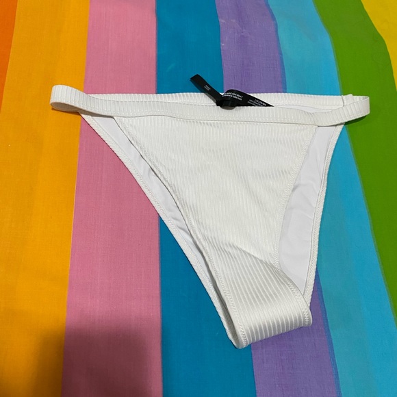 NWT VS High Waist Mini Bikini Bottom White Ribbed Textured Large new with tags - Picture 7 of 9
